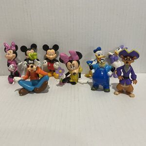 Lot of 9 Mixed Disney PVC Cake Toppers Mickey Minnie Donald Daisy Goofy Pirate
